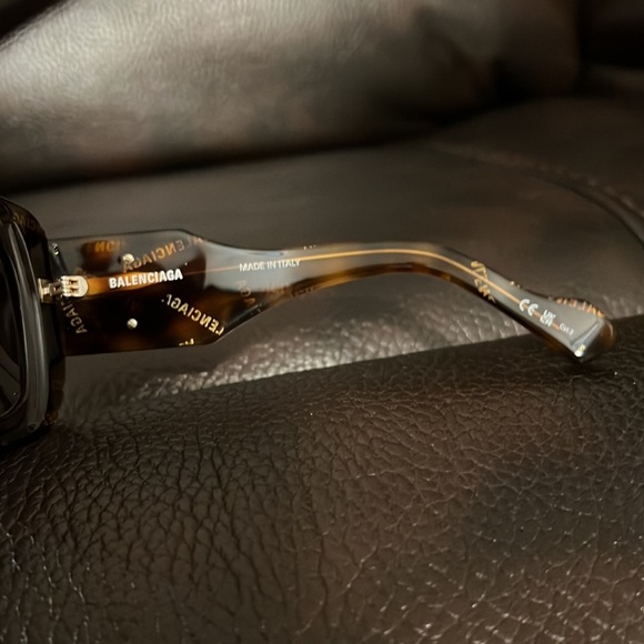 Balenciaga women’s BB logo monogram BB0069S square frame sunglass NEW - Picture 10 of 14